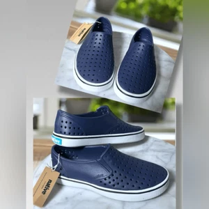 Native Miles Kids Slip On Water & Play Shoes Size J 2 - Picture 1 of 12