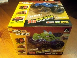 Remote Control Monster Truck, RC Stunt Car-360° Rotating Remote Control Dinosaur - Picture 1 of 4