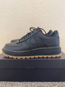 Nike Air Force 1 Luxe - Picture 1 of 6