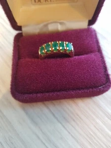 18ct Yellow Gold Emerald Five Stone Ring. Finger size O. - Picture 1 of 3