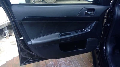 2015 15 三菱 Lancer GT 内门装饰面板左前驱动器 83019 — 第 1/4 张图片