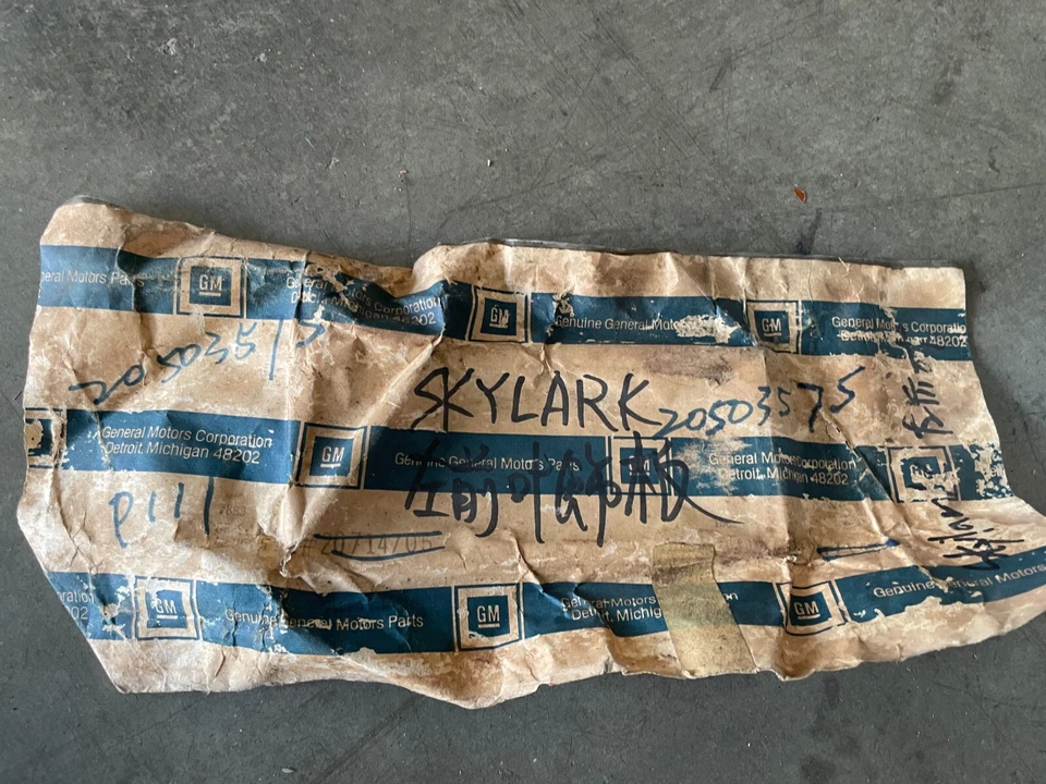 Genuine GM Rear Molding For Buick Skylark Somerset Somerset Regal 20503575 - Image 1 of 1