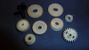 Zahnräder Nylon u. Einzelteile, gebraucht 1A  Nr.484 - Bild 1 von 4
