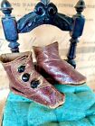 Incroyable ! Cuir mode française chaussures femme bottes boutons originaux poupée antique