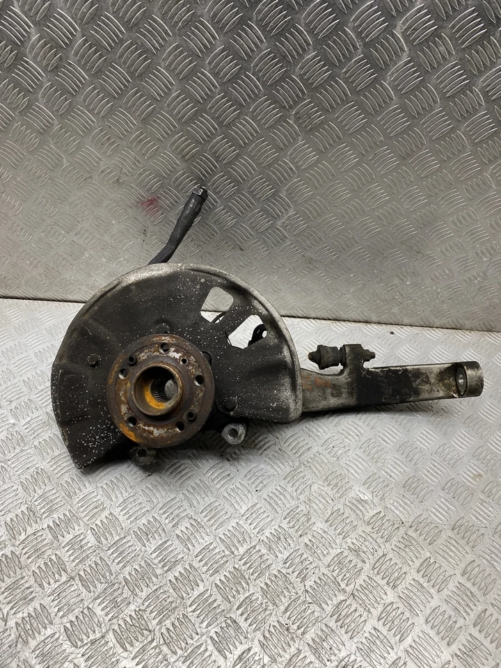 Buje rueda delantera izquierda mercedes-benz gle350d cupé c292 n242 Foto 1 de 4