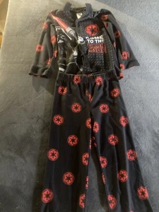 Star Wars Boys Darth Vader Red/Black 2 Piece Long Sleeve Pajama Set Size 6/7 - Picture 1 of 7