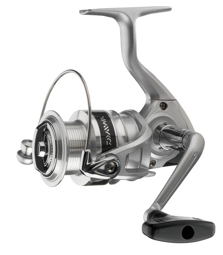 Daiwa Sweepfire Rolle mit Frontbremse in 8 verschiedene Modellgrößen erhältlich