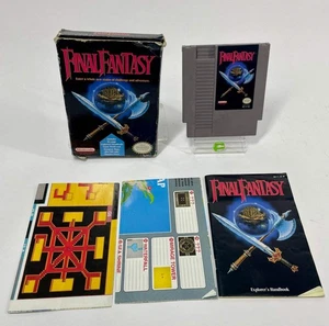 Final Fantasy NES Nintendo avec boite notice et 2 cartes - Photo 1/10