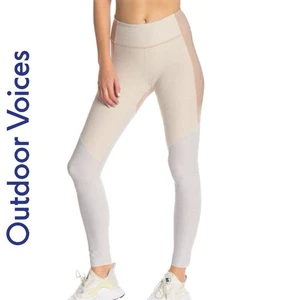 Leggings Tri-Tono Outdoor Voices Crema/Bronceado/Gris Talla Mediana - Imagen 1 de 8