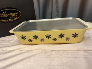 PYREX JAJ Yellow and Black Snowflake Space Saver with US metal lid - Picture 1 of 6