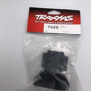 Traxxas 7429 Low-CG Chassis Rear Bulkhead (Does not fit standard chassis) - Picture 1 of 4