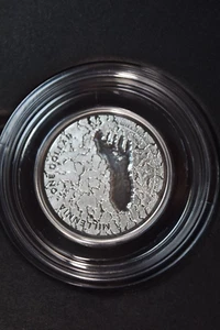 AUSTRALIA 2021 $1 MUNGO PARK DINO  FOOTPRINTS COIN-PROOF-1/2 Oz SILVER - Picture 1 of 10