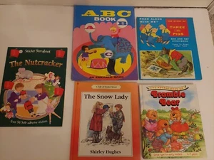 Young Children's Reading Books Vintage - Picture 1 of 14