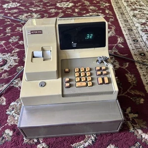 Registratore di cassa vintage Victor 510 con chiavi - FUNZIONANTE - Giappone - Foto 1 di 18