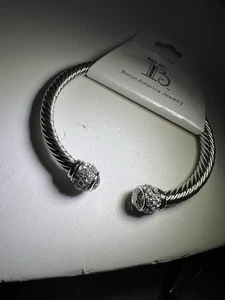 Swarovski Crystal Jeweled Borun America Cable Bracelet New $50. - Picture 1 of 3