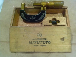 Vintage Mitutoyo 1-2" Outside Micrometer 102-226 - Picture 1 of 4