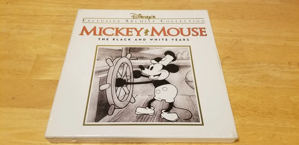 Mickey Mouse Black and White Years Exclusive Archive Collection (5 LD 1997) NEW - Image 1 of 4