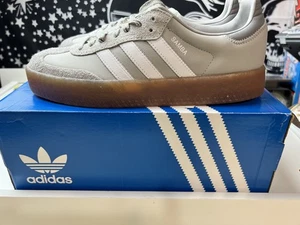 Adidas Sambae W scarpe donna taglia 10 grigio bianco suola gomma pelle IE9108 Samba - Foto 1 di 6
