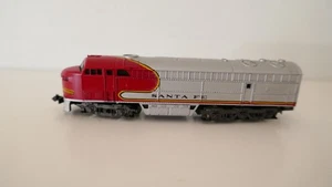 Atlas N-Scale Santa Fe FM - C Liner AT & SF #2121 Diesel Locomotive - Picture 1 of 4