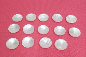 VINTAGE 14 BUTTONS IVORY PEARL SHELL STYLE 2 HOLE 4 cm -REPLACEMENT - SEWING - Picture 1 of 14