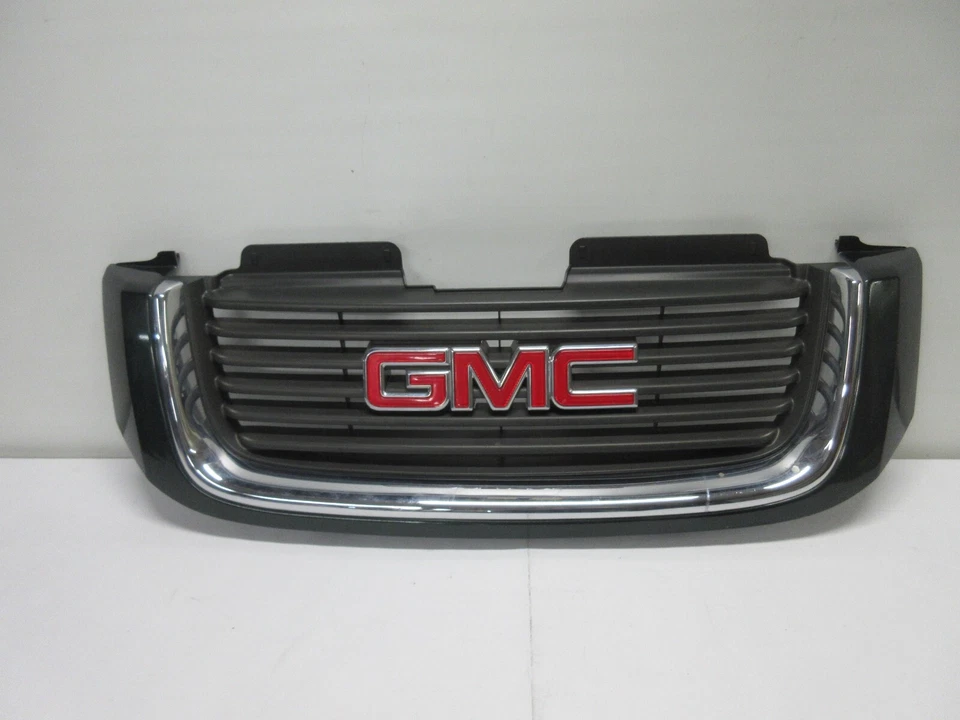 GMC ENVOY 2002-2009 parrilla delantera verde Foto 1 de 4