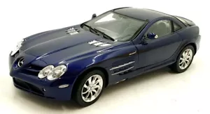 CMC 1/18 Scale Diecast DC221124B - Mercedes-Benz SLR McLaren - Dark Blue - Picture 1 of 6