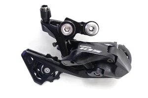 Shimano 105 RD-R7000 Medium Cage 11 Speed Rear Derailleur - Picture 1 of 9