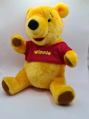 Oso de peluche Winnie the Pooh relleno 30 cm The Walt Disney Company vintage 1988  Foto 1 de 4