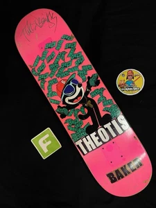 RARO FIRMADO Theotis Beasley Felix The Money Cat Baker tabla de skate AUTÓGRAFO - Imagen 1 de 8