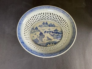 Antique 19th C Blue White Canton Export China Reticulated Chestnut Basket - Picture 1 of 16