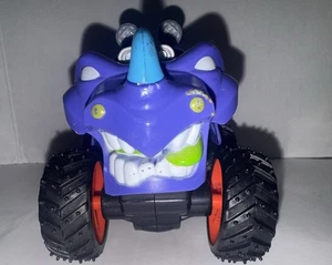 MONZOO MONSTER MACHINES FRICTION POWERD TRUCKS PURPLE RHINO 4 X 4 - Picture 1 of 2