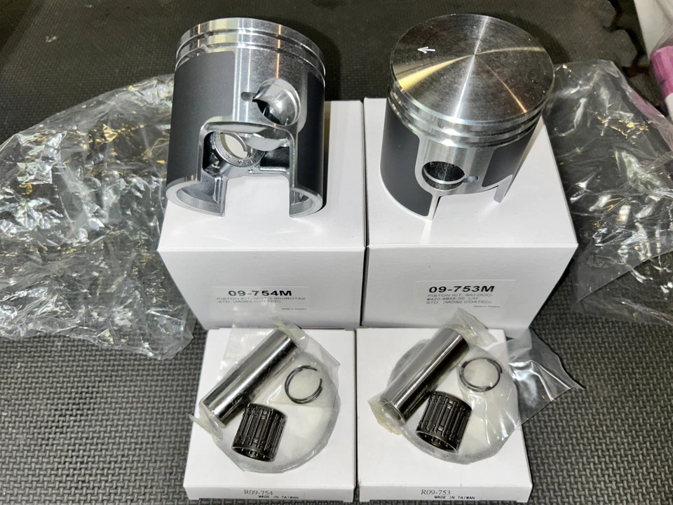 1969 1970 1971 72 73 74 Ski-doo 399 TNT_Alpine_Nordic_Olympic Piston KITS LH/RH - Image 1 of 1