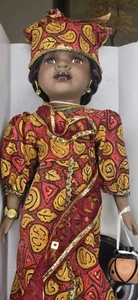 Ayana Porzellan Puppe schwarz afrikanisch schöne Blume 16" von Design Neu im Karton - Bild 1 von 12