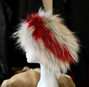 Fur and Funtastic - Wonderful Colours - A Flash Of Red - A Elasticized HeadBand - Picture 1 of 5