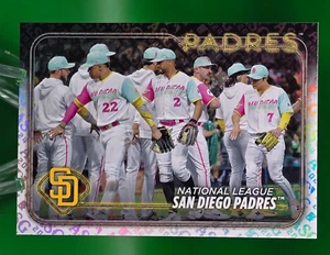 San Diego Padres 2024 Topps ASG Folie gestempelt #2 All-Star Spiel SET EXKLUSIV - Bild 1 von 2