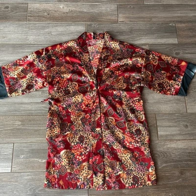 Bata Kimono Vintage Satén Borgoña Floral Estampado Leopardo Bata Kimono Foto 1 de 4