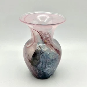Jarrón de vidrio efecto remolino moteado rosa, blanco y negro de 12 cm de altura - Imagen 1 de 16