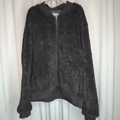 Abrigo chaqueta bombardero de lana de peluche con cremallera frontal negra talla 6XL de ASOS Foto 1 de 4