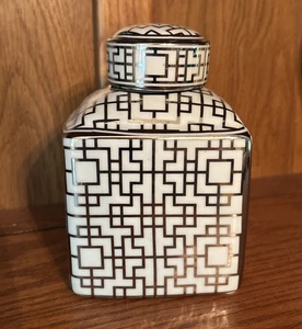 Tarro Cuadrado de Jengibre Tapa Redonda Plateado y Blanco Diseño Moderno - Imagen 1 de 8
