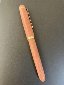 Penna stilografica Pilot buone condizioni bellissimo design che fa uso del grano M - Foto 1 di 12