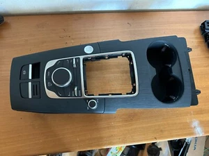 Audi A3 8V MMI 8V0919614 A / 8V0919614C Bedienteil MMI SET Top Zustand - Picture 1 of 5
