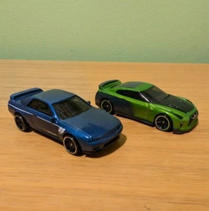 Hot Wheels - Nissan Skyline GTR R32 Blue & R35 Guaczilla Green - Loose - Picture 1 of 21