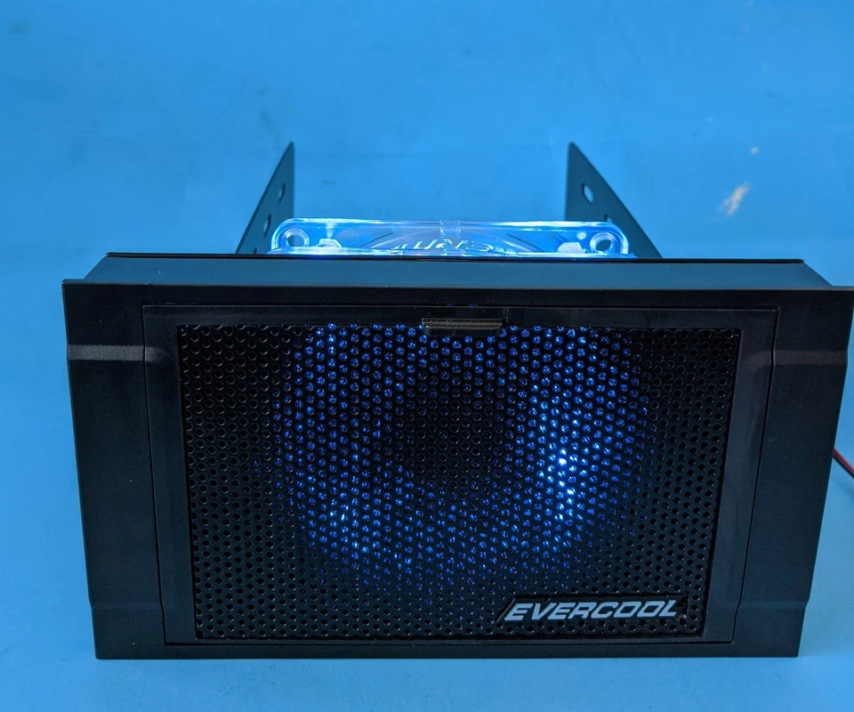 Evercool Black Armor Blue LED Fan Mod hard drive HDD Cooling Box for 3x 3.5" - Image 1 of 4