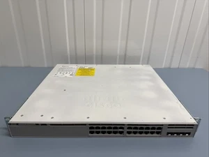 CISCO C9300L-24P-4G-E. GARANZIA 90 GIORNI. SPEDIZIONE GRATUITA UK - Foto 1 di 9