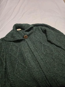 Carraig Donn Pullover Damen Medium Grün Wolle Zopfmuster Irland Knopf Cardigan - Bild 1 von 6