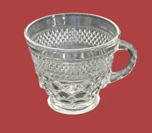 Vintage Anchor Hocking Glass Clear Punch Cup Exceptional ! - Picture 1 of 6