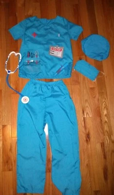 Niños LPN Doctor Halloween Disfraz Azul Exfoliante Estetoscopio Aguja Talla Pequeña Nuevo Foto 1 de 4