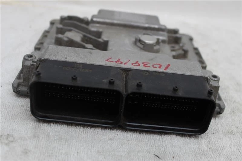 ORDENADOR ECU ECM VOLKSWAGEN JETTA 2015 15 2016 16 2017 17 06K907425C 1039197 Foto 1 de 4