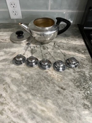 Vintage Mirro Aluminum Teapot With 5 Tea Infusers and 5 Infuser Resting Plates - Image 1 of 4