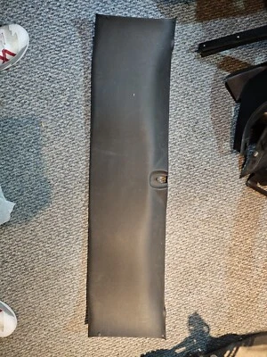 Cubierta interior del panel de moldura Chevrolet Corvette 2005-2013 Foto 1 de 4